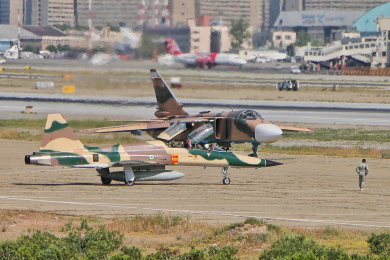 Írán říká, že je připraven čelit izraelskému útoku, letectvo nachystáno k akci