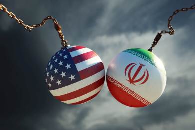 Reuters: USA a Írán navzdory úderům jednají, i o íránských zmrazených aktivech