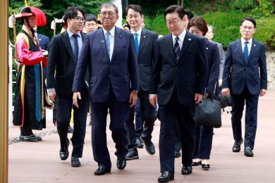 Japonský premiér Išiba se setkal v Jižní Koreji s prezidentem I Če-mjongem