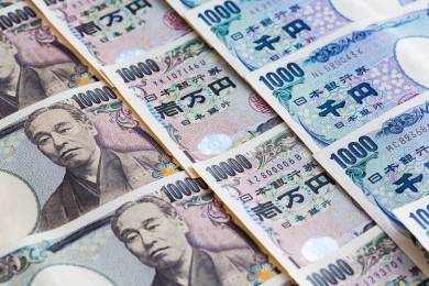 Růst japonské ekonomiky po dvou kvartálech poklesu zaostal za očekáváním