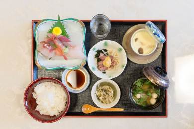 Kjódó: Retro kavárny z dob minulých přinášejí v Japonsku doušek nostalgie