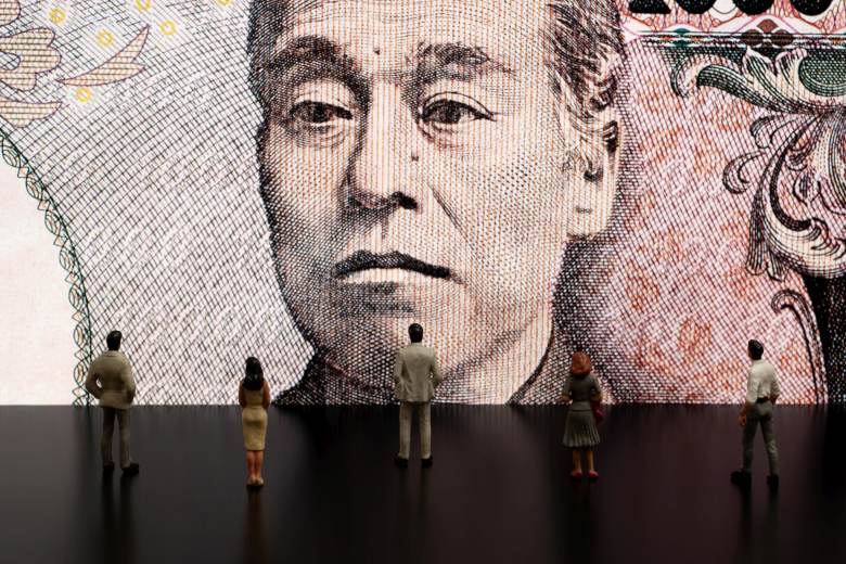 Japonská centrální banka ponechala úroky beze změny, je opatrná kvůli clům