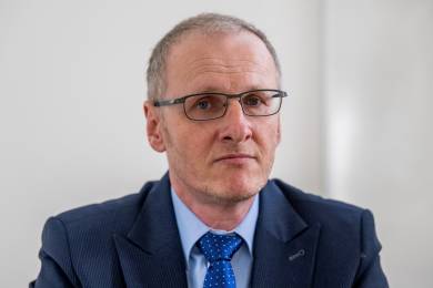 Akademický senát KTF UK zvolil kandidátem na děkana Dvořáčka, Brož odstoupil