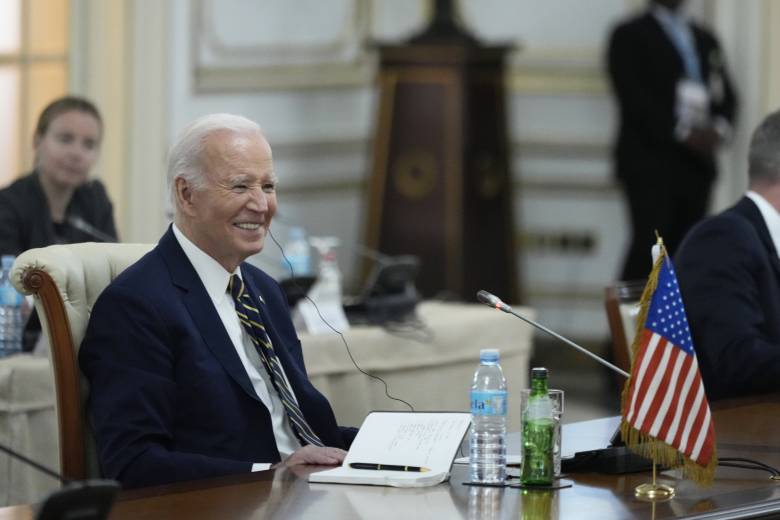 Biden v Angole přislíbil trvalou spolupráci s Afrikou, USA zde chtějí investovat