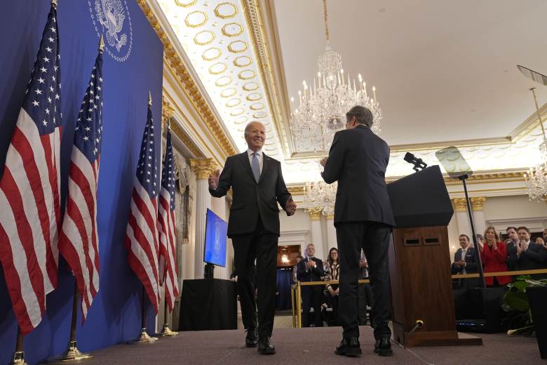 Trump podle Bidena přebírá USA se silnějšími aliancemi a oslabenými protivníky Trump podle Bidena přebírá USA se silnějšími aliancemi a oslabenými protivníky