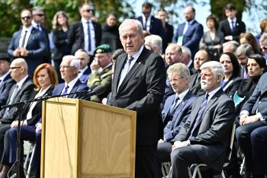 Předseda Ústavního soudu ČR Baxa v Terezíně varoval před projevy autoritářství