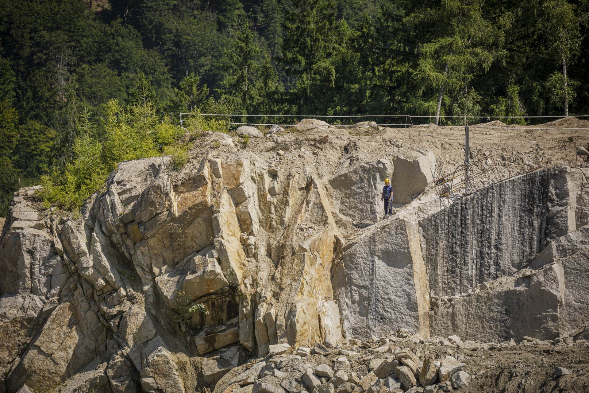 Zájem o žulu z libereckého lomu je stabilní, ročně vytěží zhruba 10.000 tun
