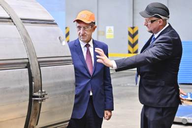 Havlíček: ČR chystá tři malé reaktory SMR, ambicí je dodávat díly pro Evropu