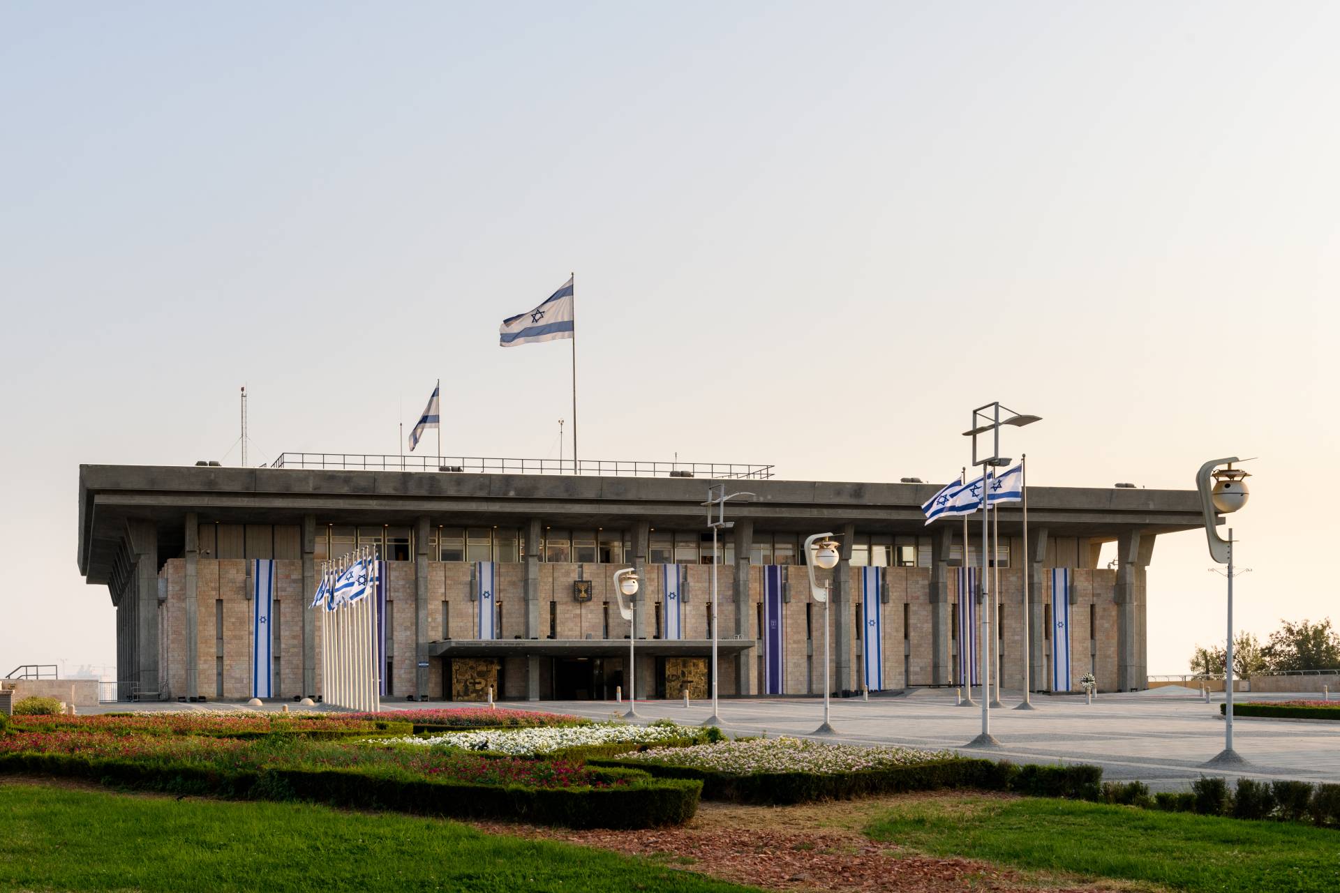 Válka proti Íránu odvrátila jadernou hrozbu, ale boj pokračuje, řekl Netanjahu