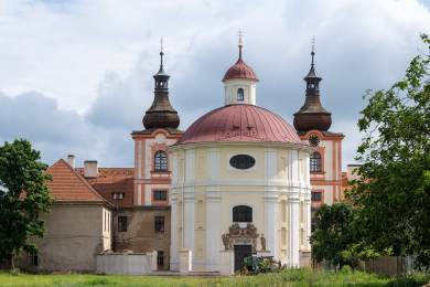 ČR památky církve stavby Nové_Dvory