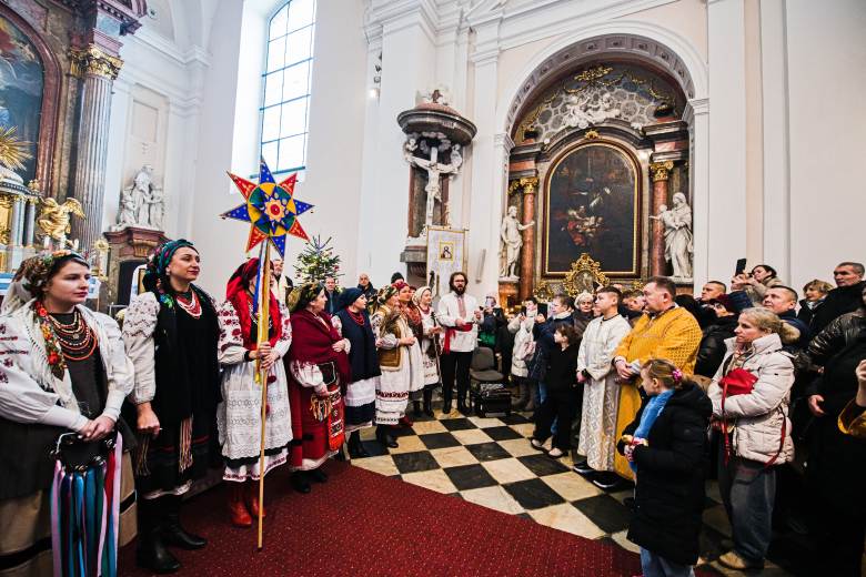 Zaplněný kostel v Brně si užil atmosféru staroukrajinských Vánoc