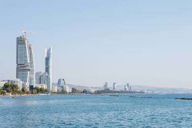 Moody's zvýšil rating Kypru o dva stupně, poprvé od r. 2011 je v kategorii A