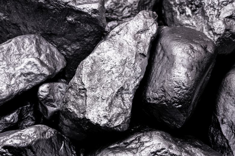 Společnost Mangan Chvaletice pokračuje v přípravě těžby manganu z odkališť