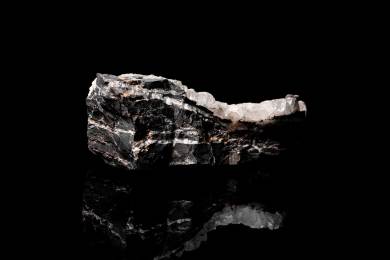 MPO chce zásoby manganu u Chvaletic prohlásit ložiskem strategického významu