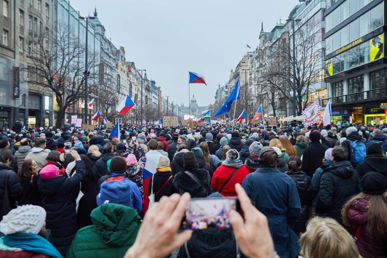 Staroměstské a Václavské náměstí zaplnila shromáždění na podporu Pavla