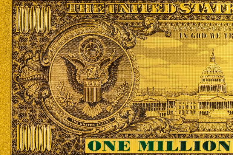 Berkshire novému šéfovi zvýší mzdu na 25 milionů USD ročně, Buffett měl 100.000