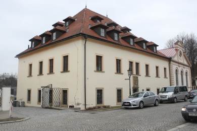 Arcibiskupství prodává mincovnu v Kroměříži, nabízí ji za 30,5 mil.Kč