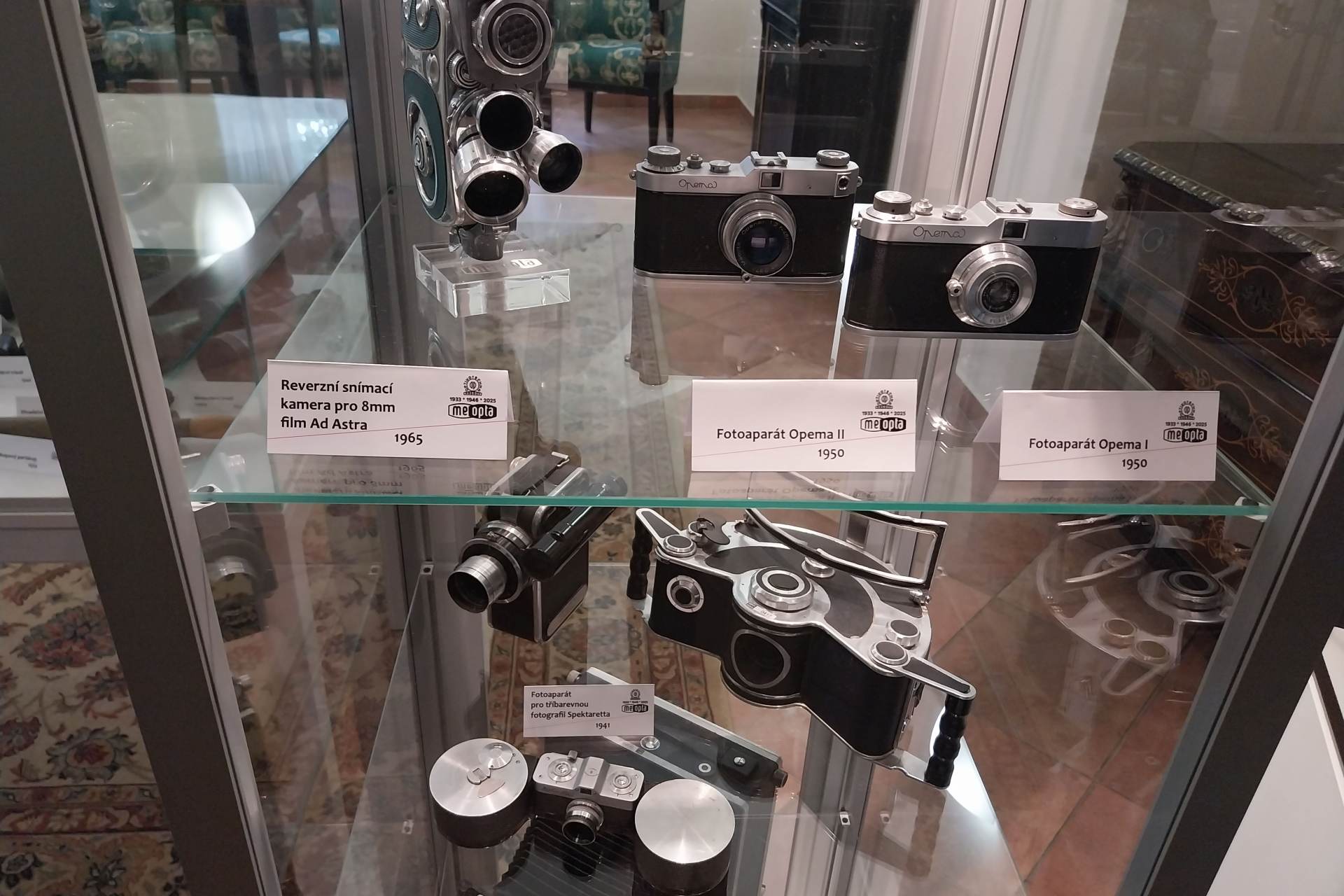 Muzeum Komenského získalo do svých sbírek na 1300 historických exponátů z Meopty