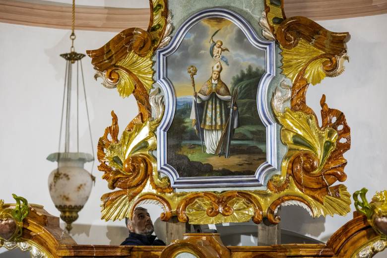 Do barokní kaple v Huti na Jablonecku se vrátil zrestaurovaný obraz sv. Vojtěcha Do barokní kaple v Huti na Jablonecku se vrátil zrestaurovaný obraz sv. Vojtěcha