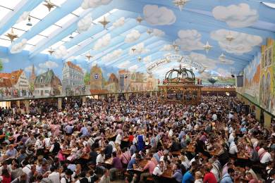 Německo zábava pivo Oktoberfest