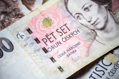 ČNB za pololetí zachytila 915 padělaných bankovek a mincí, meziročně o 211 méně ČNB za pololetí zachytila 915 padělaných bankovek a mincí, meziročně o 211 méně
