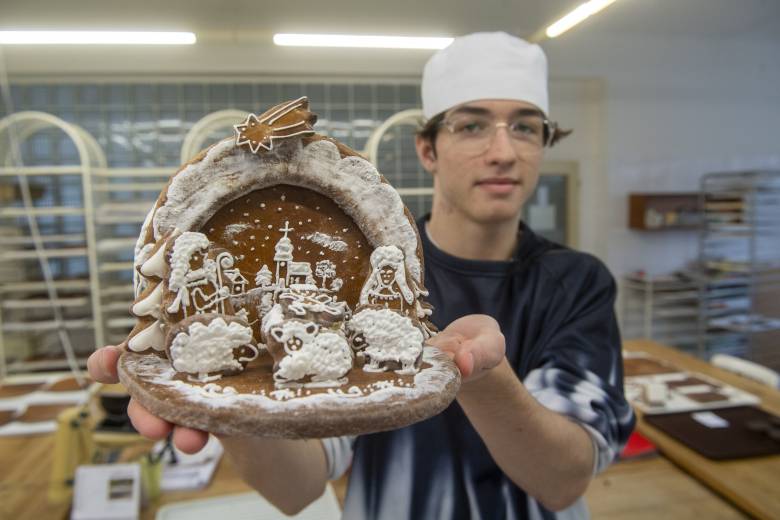 Výroba vánočních perníčků začala před 3 měsíci, říká šéfka firmy JaJa z Pardubic