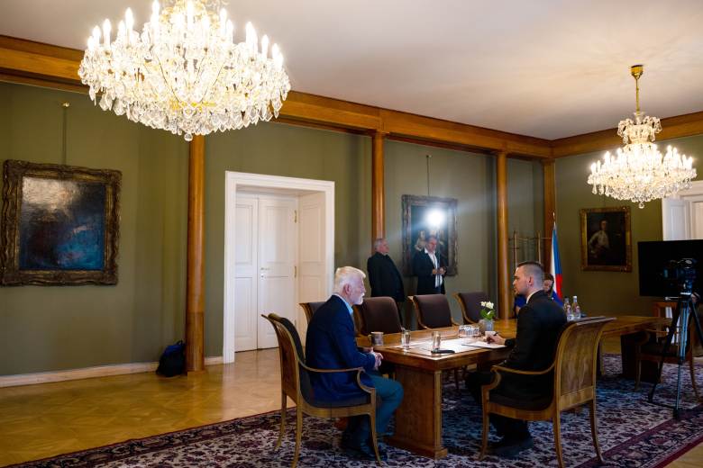 Pavel: Pokud budou na Ukrajině mírové jednotky, Česko by mělo být součástí Pavel: Pokud budou na Ukrajině mírové jednotky, Česko by mělo být součástí