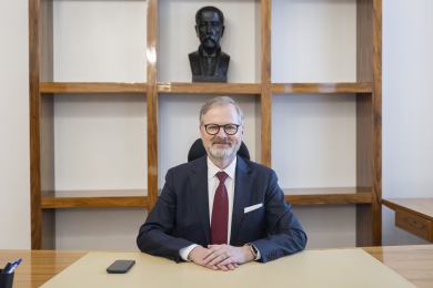 Jako bývalý předseda ODS se bude Fiala snažit být ke své straně loajální