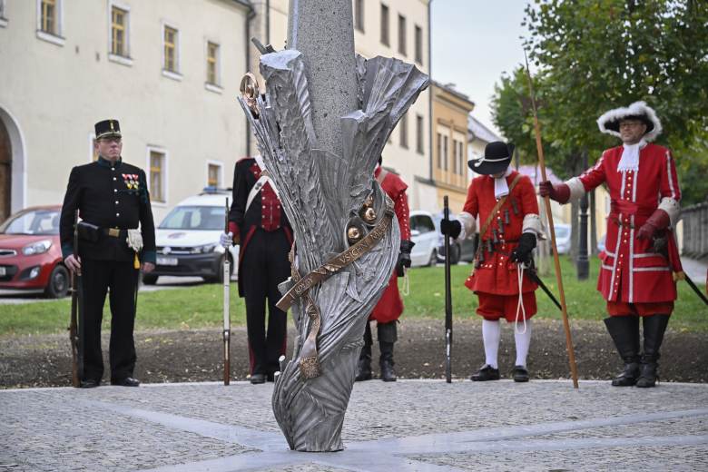 Kroměříž odhalí památník biskupa Karla z Lichtenštejna-Kastelkornu Kroměříž odhalí památník biskupa Karla z Lichtenštejna-Kastelkornu