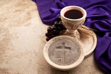 Křesťanům dnes Popeleční středou začíná čtyřicetidenní půst před Velikonocemi