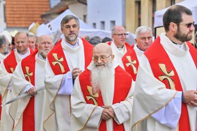 Biskupství plzeňské převzalo od budějovické diecéze farnost Nepomuk
