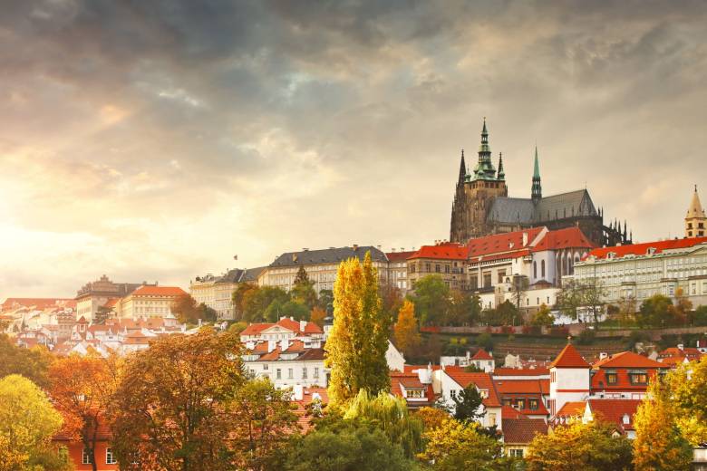 Prezident Pavel podepsal rozpočet na příští rok se schodkem 241 miliard Kč