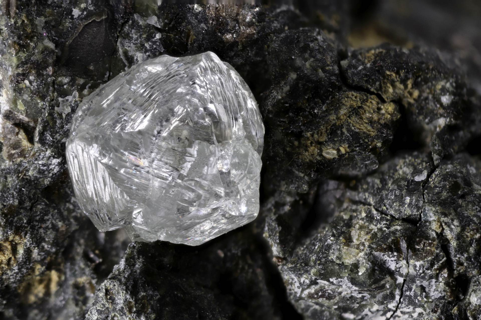 De Beers: Dodávky diamantů dosáhly vrcholu a několik desetiletích budou stabilní