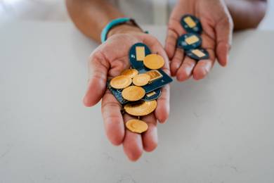 Obchodníkům se zlatem před Vánocemi rostly tržby o desítky procent