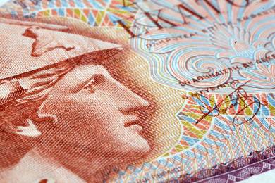 Zemřel bývalý řecký premiér Kostas Simitis, Řecko za jeho vlády přijalo euro