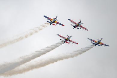 Aviatická pouť v Pardubicích přilákala o víkendu 27.000 návštěvníků