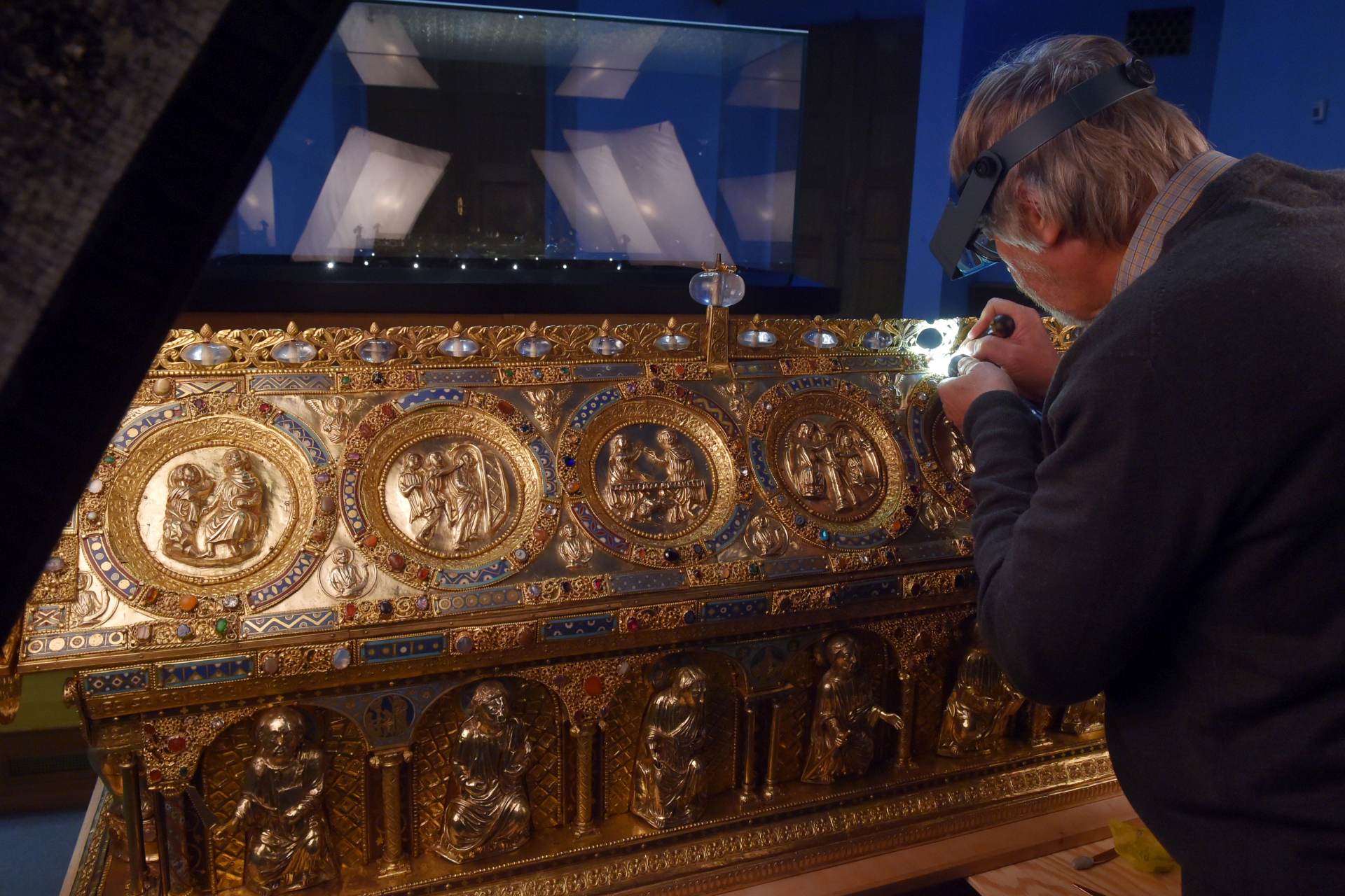 Dvě knihy představí historii i nové poznatky o relikviáři sv. Maura v Bečově n/T