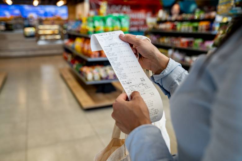 Meziroční inflace v listopadu zrychlila na tři procenta, odhadují analytici