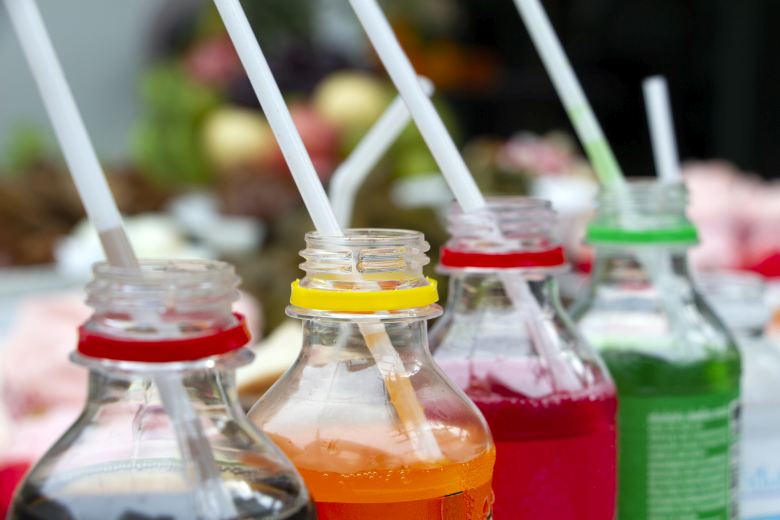 Studie: Spotřební daň ze slazených nápojů přinese miliardy a sníží obezitu Studie: Spotřební daň ze slazených nápojů přinese miliardy a sníží obezitu