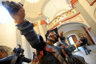 Barokní sochy z Vraclavi by se měly vrátit do Králíků