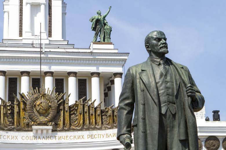 Britské královně tajili, že její poradce byl sovětským agentem