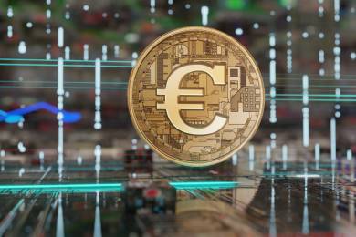 Stablecoiny vázané na euro přinášejí podle šéfky ECB více rizik než výhod