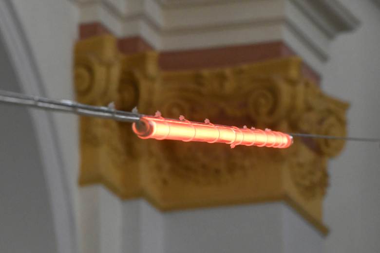 V klatovském kostele začala výstava velké světelné instalace Pavla Korbičky