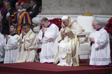 Papež ve svatopetrském chrámu zahájil katolický svatý rok