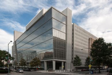 Světová banka čeká letos zpomalení globálního růstu na 2,4 procenta