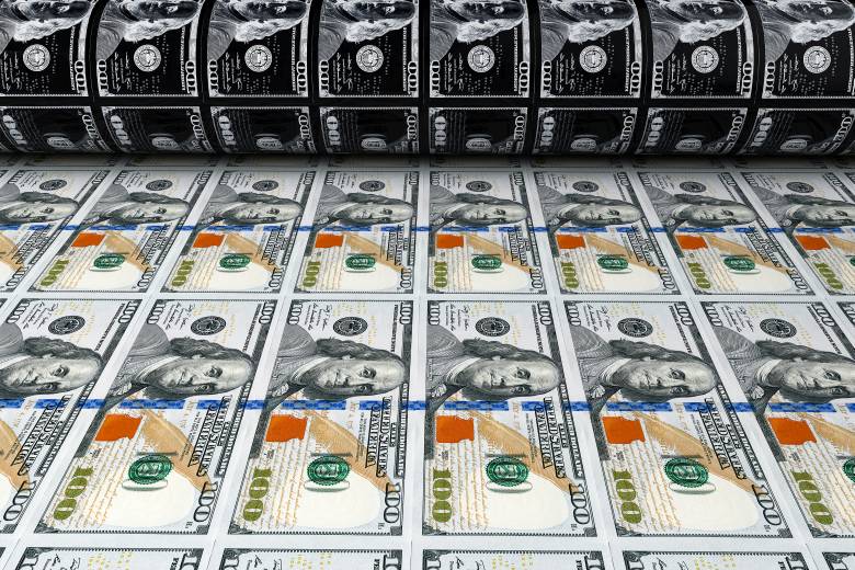 Musk dal na letošní kampaň přes 250 milionů dolarů, ukázaly federální záznamy