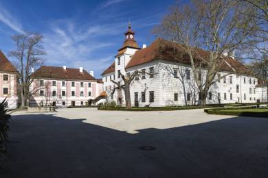 Jihočeské památky lákají na adventní prohlídky a vánoční programy