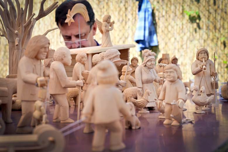 Třešťské Dřevořezání má letos rekordní účast 62 řezbářů Třešťské Dřevořezání má letos rekordní účast 62 řezbářů