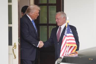 BBC: Trumpa čeká ostrá výměna názorů s jordánským králem Abdalláhem II.