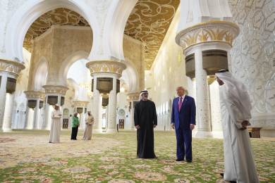 Trump oznámil dohody mezi USA a Spojenými arabskými emiráty za 200 miliard USD